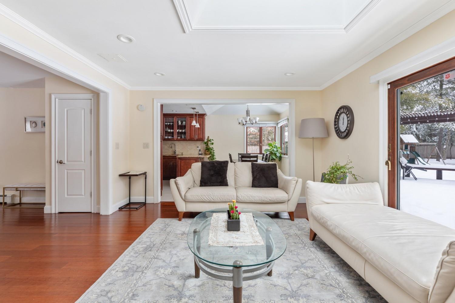 1220 Carlls Straight Path, Dix Hills, New York image 12