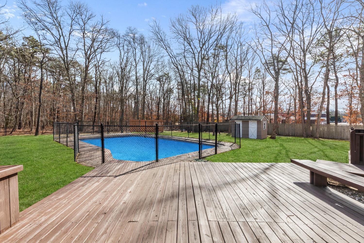 1220 Carlls Straight Path, Dix Hills, New York image 36