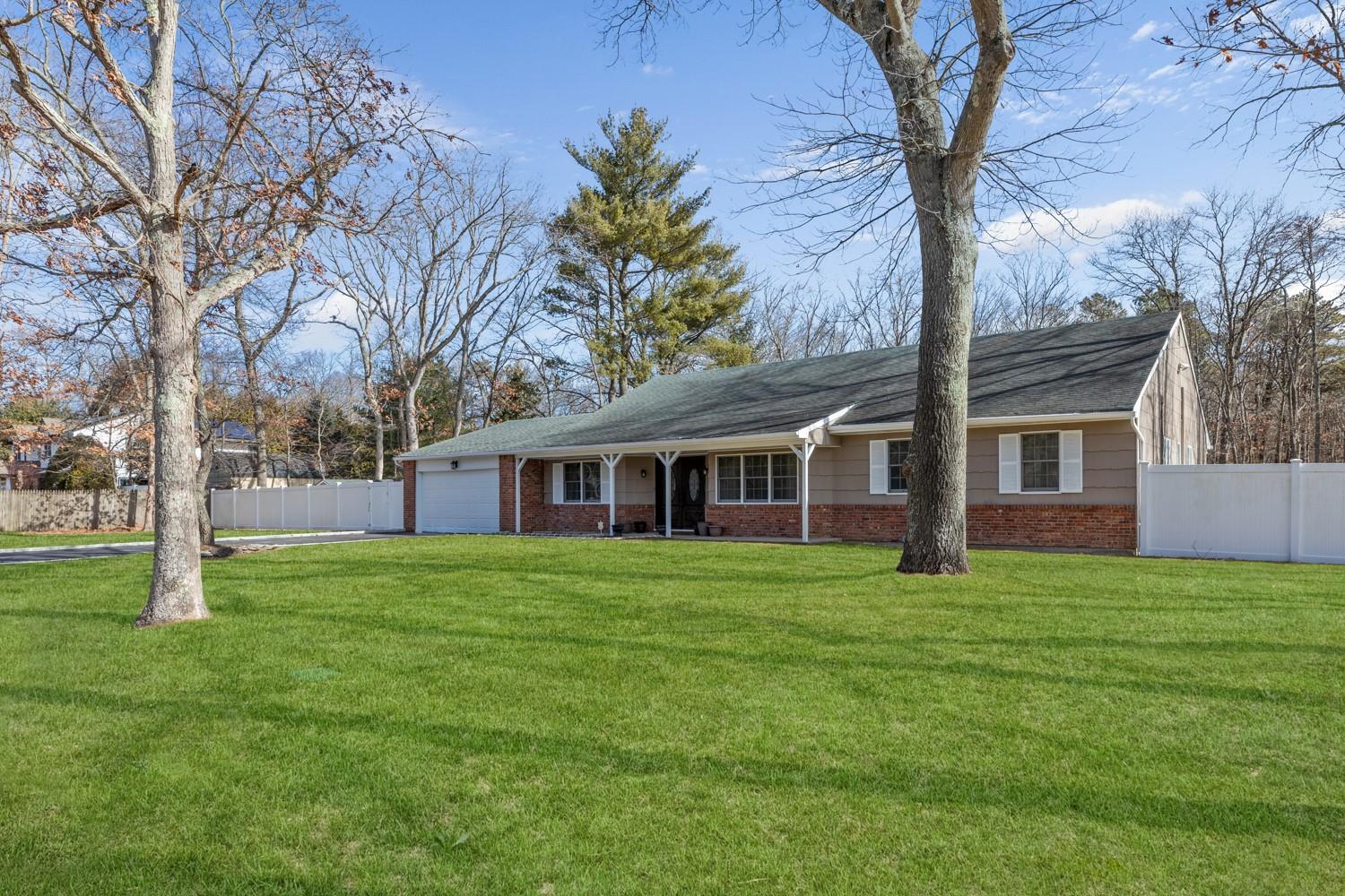 1220 Carlls Straight Path, Dix Hills, New York image 2