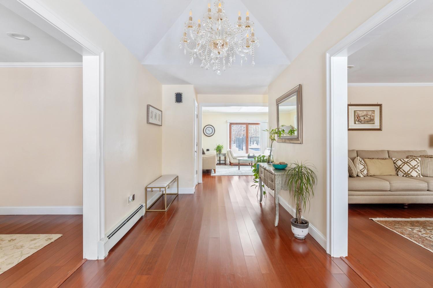 1220 Carlls Straight Path, Dix Hills, New York image 7