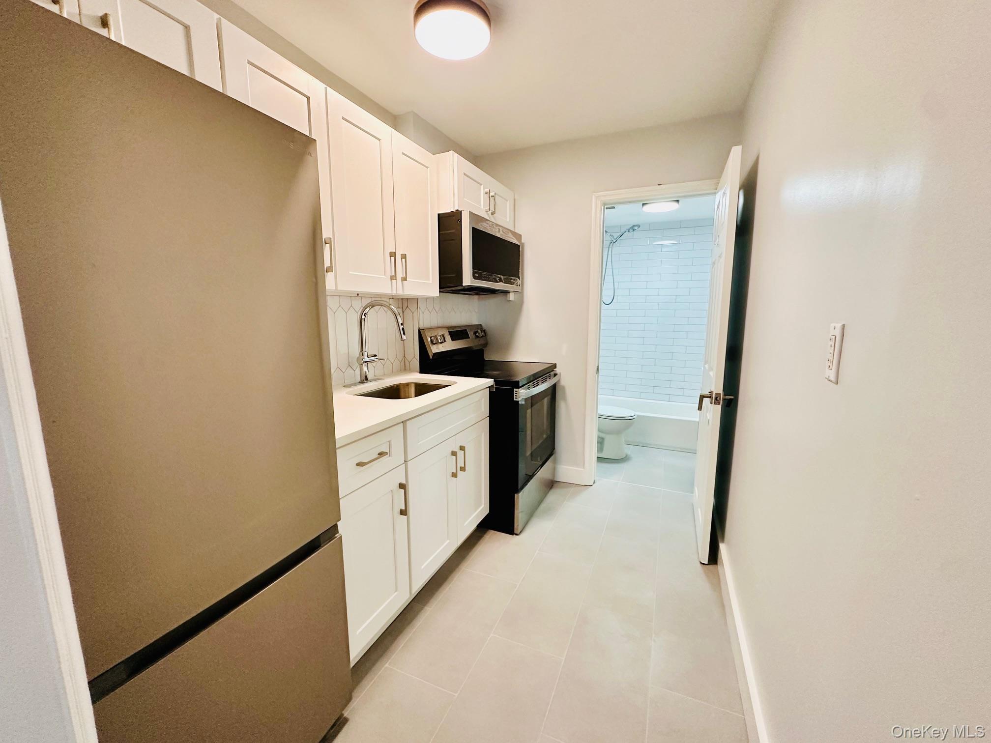 97 Waverly Street 3F