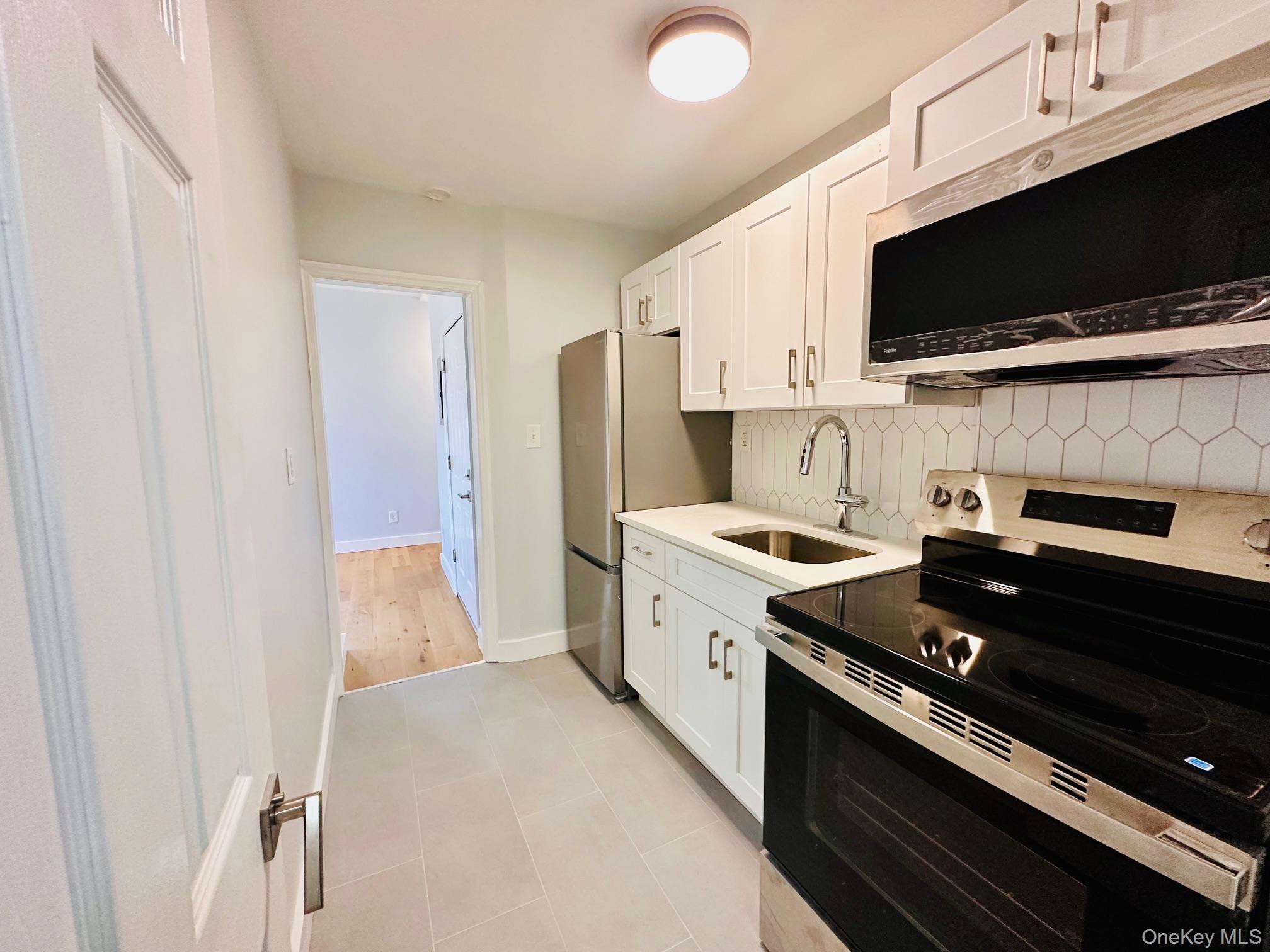 97 Waverly Street 3F