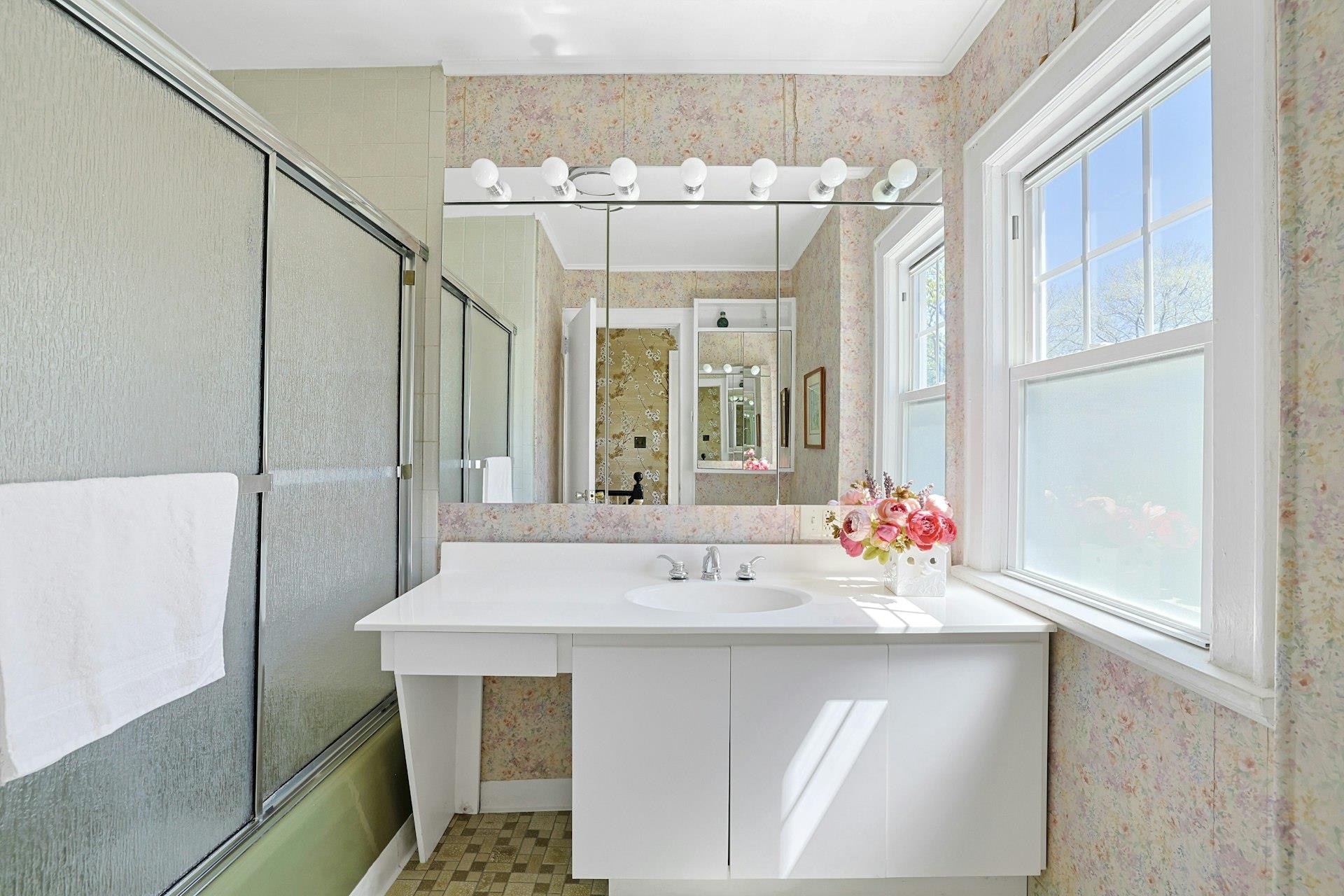251 Crestwood Avenue, Tuckahoe, New York image 21