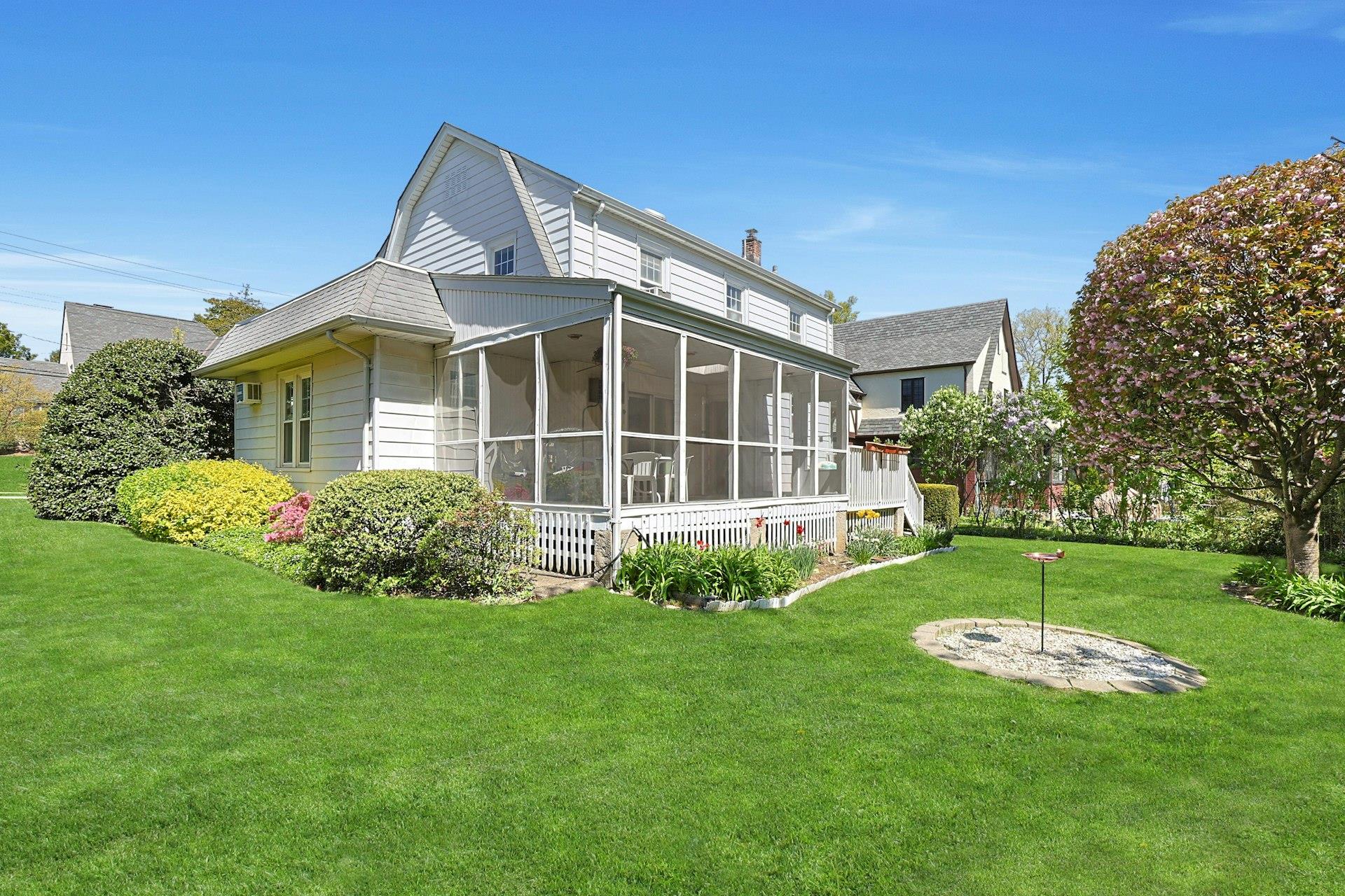 251 Crestwood Avenue, Tuckahoe, New York image 30