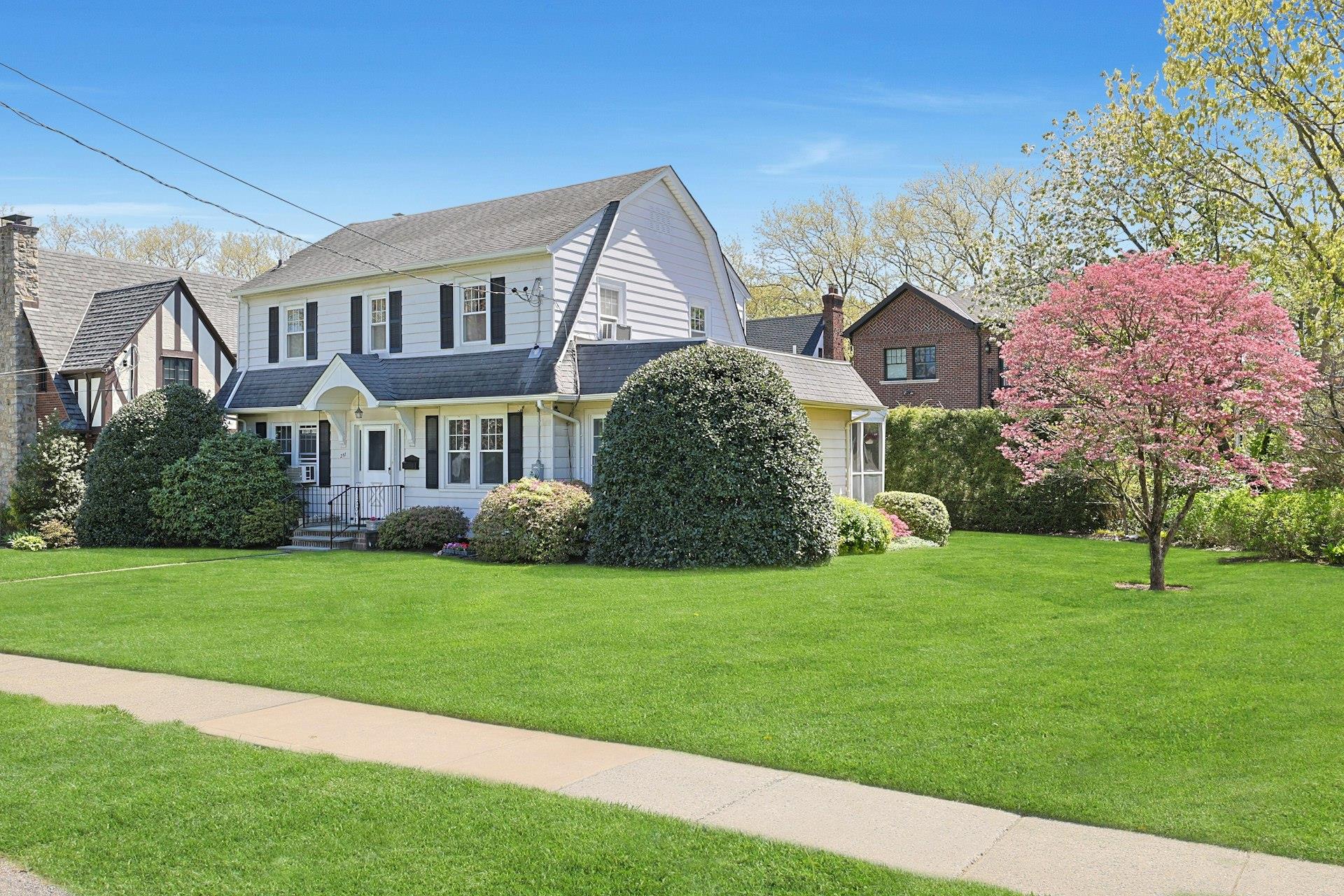 251 Crestwood Avenue, Tuckahoe, New York image 32