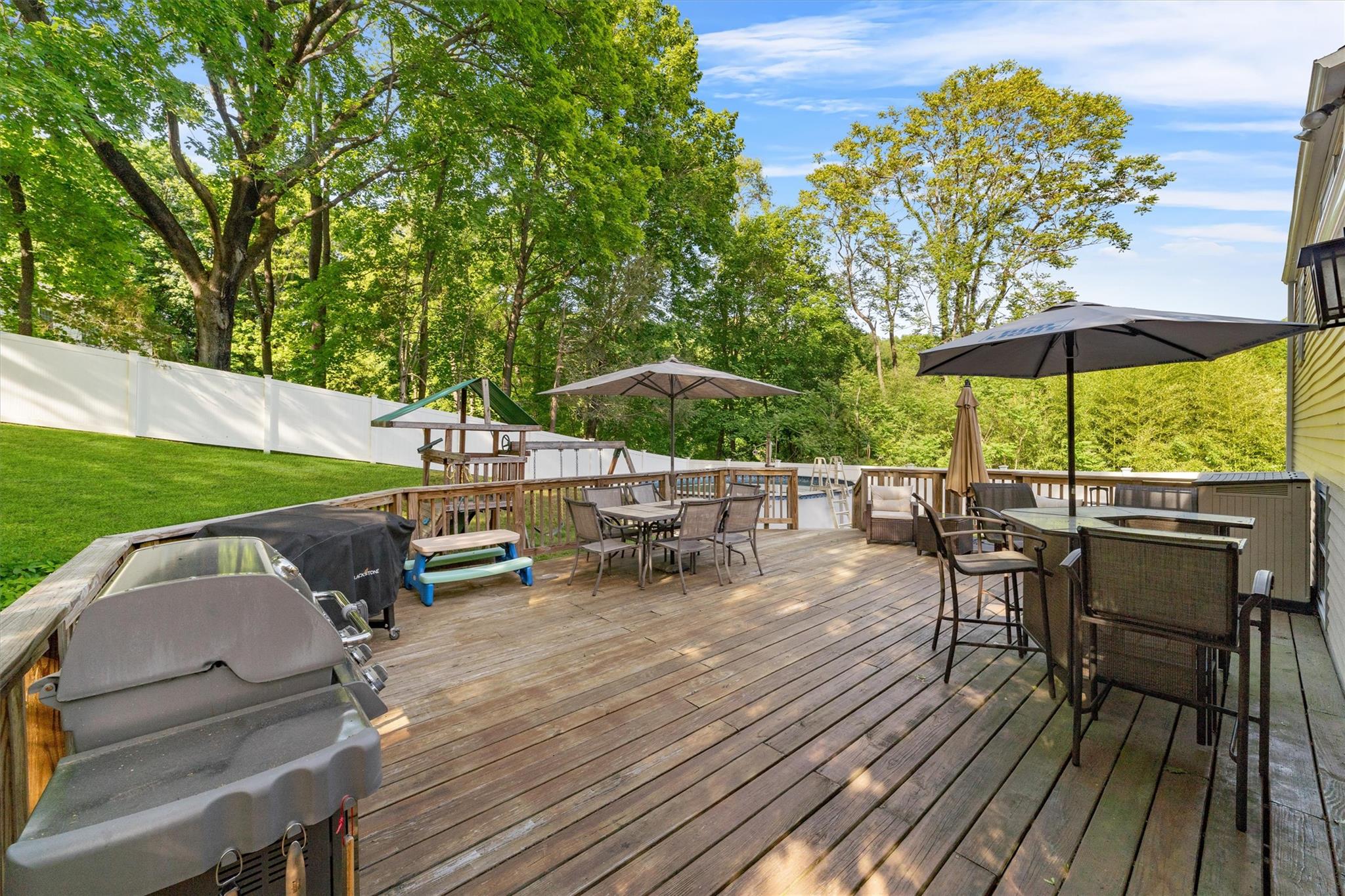 Cortlandt Manor, New York 10567, United States, 3 Bedrooms Bedrooms, ,1 BathroomBathrooms,Residential,Active,136766