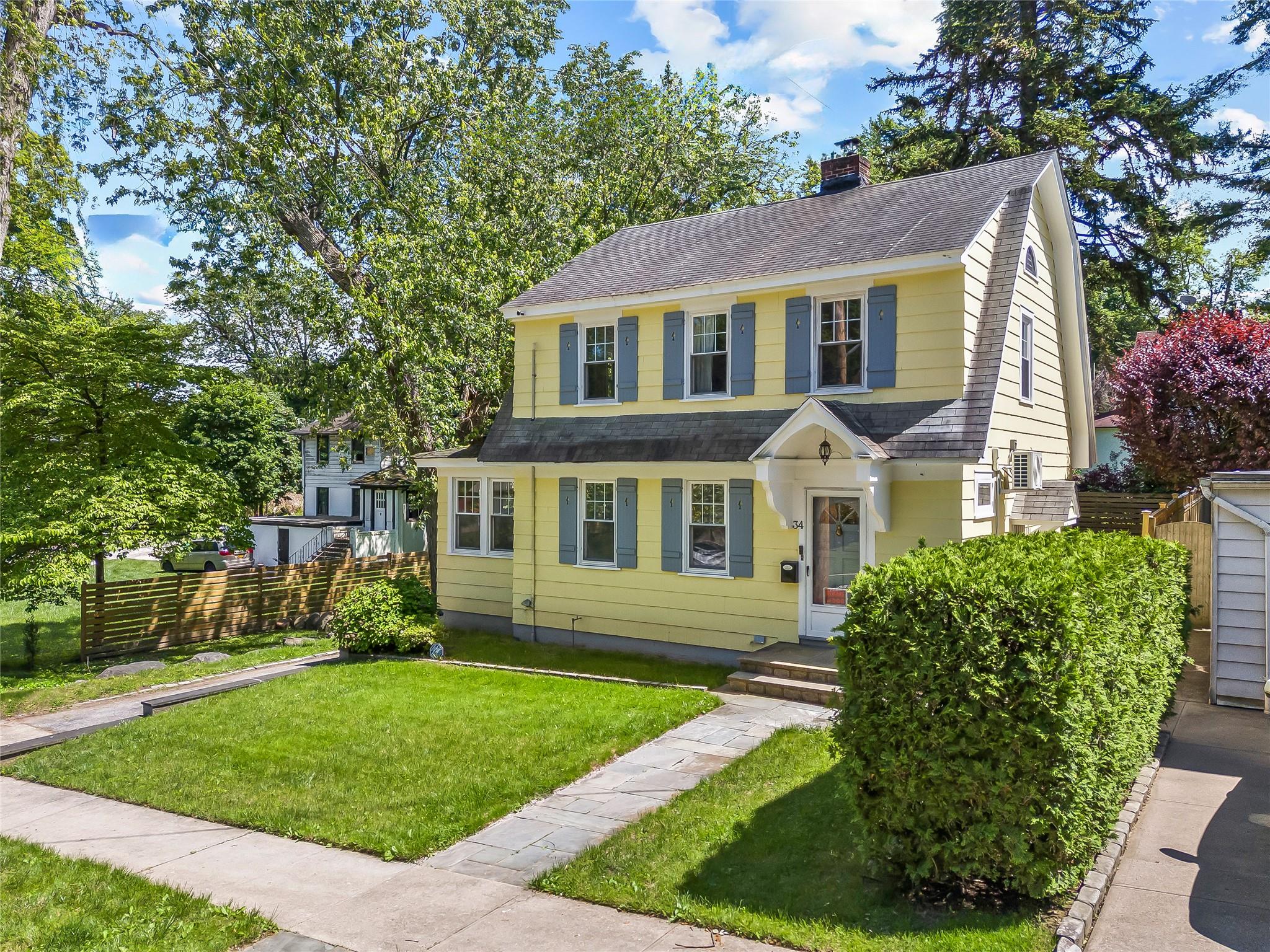34 Little Neck Road, Little Neck, New York image 27