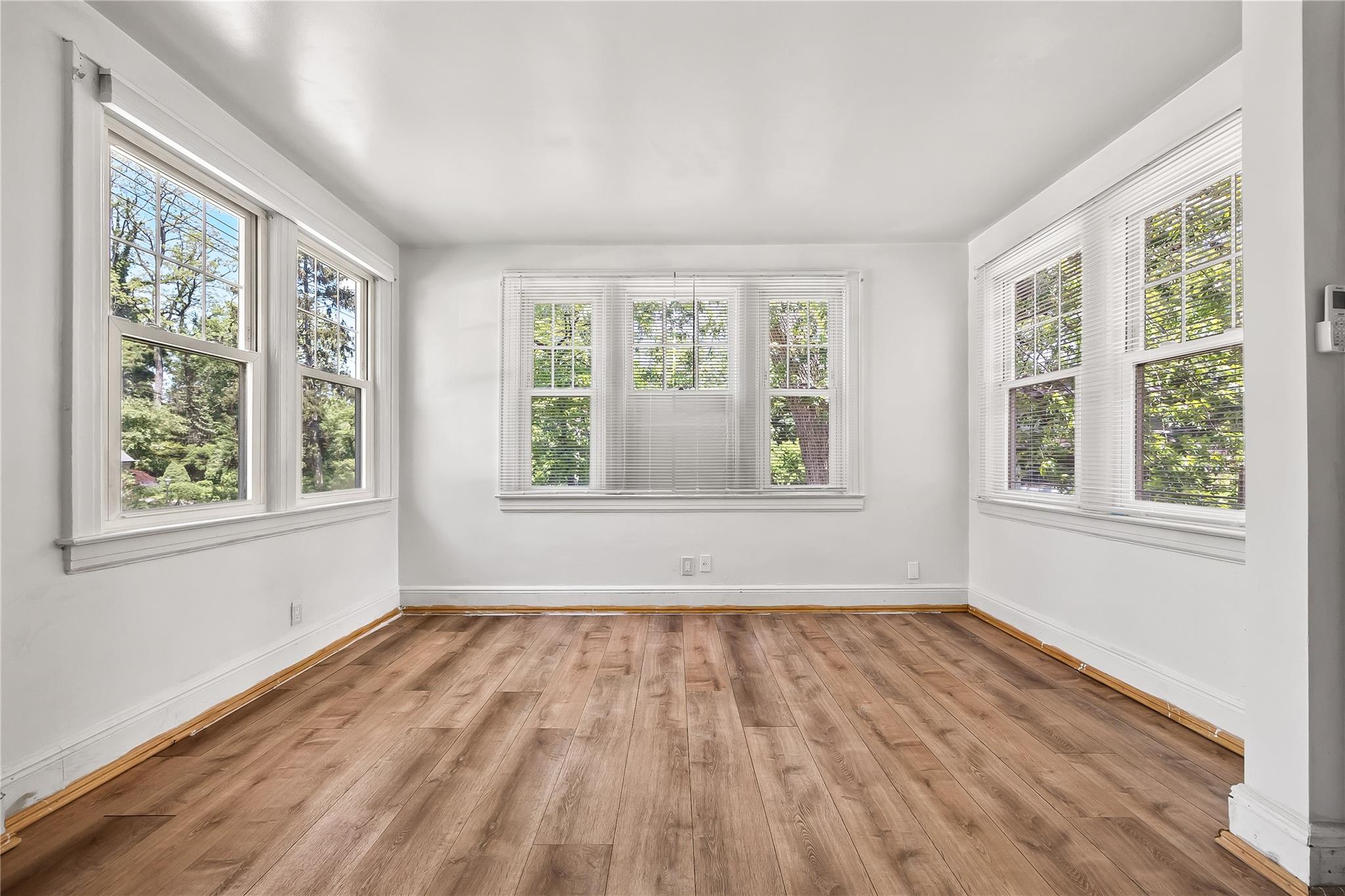 34 Little Neck Road, Little Neck, New York image 7