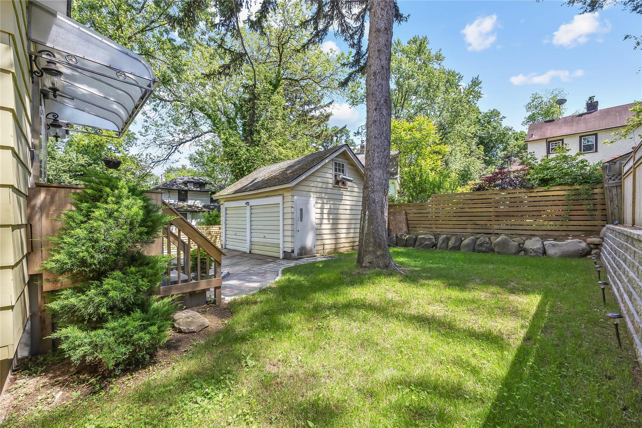 34 Little Neck Road, Little Neck, New York image 22