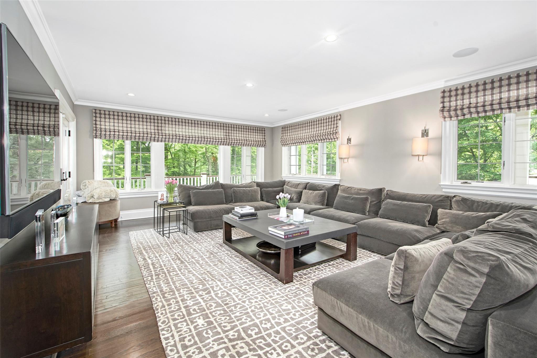93 Haights Cross Road, Chappaqua, New York image 18