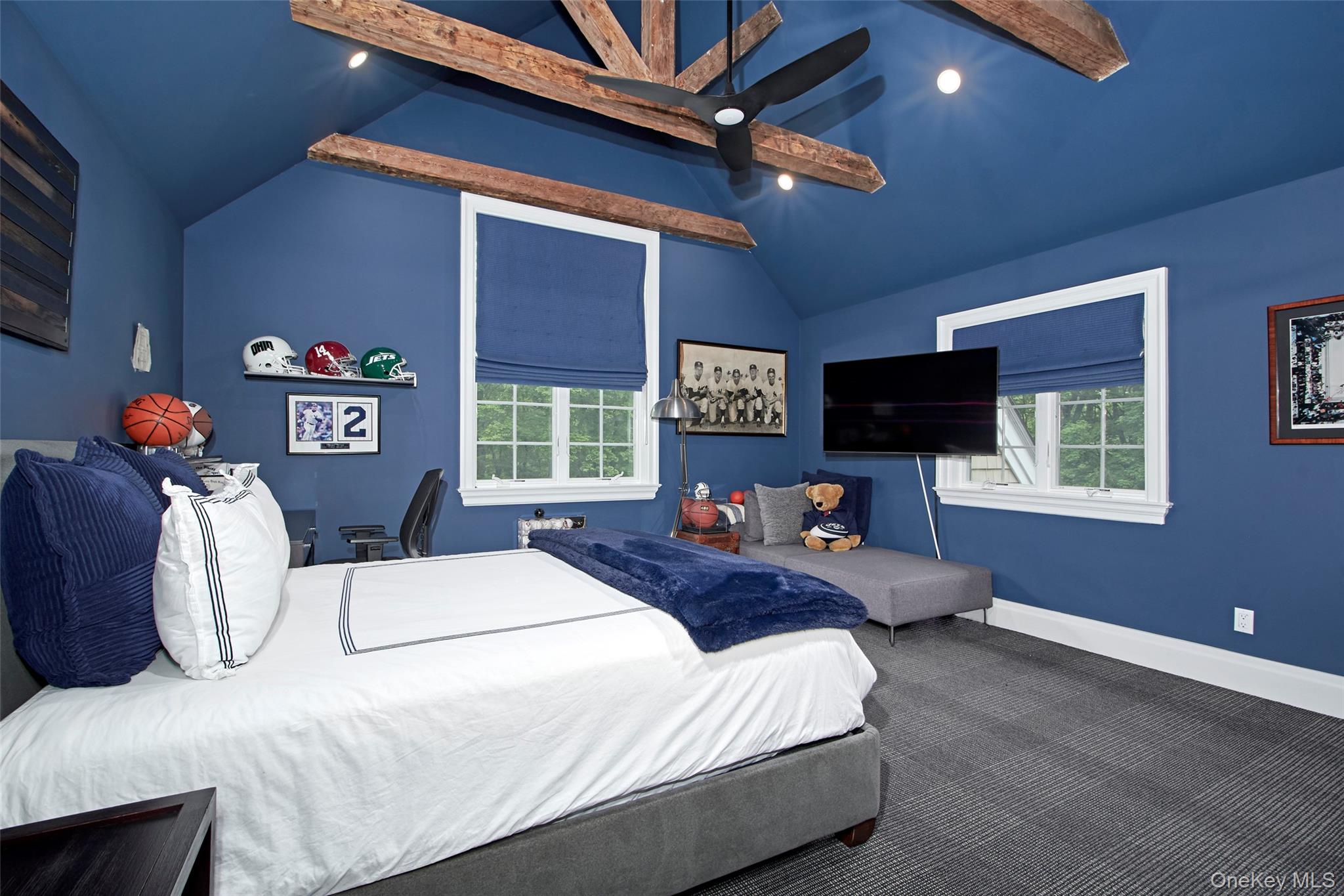 Chappaqua, New York 10514, United States, 4 Bedrooms Bedrooms, ,5 BathroomsBathrooms,Residential,Active,140296