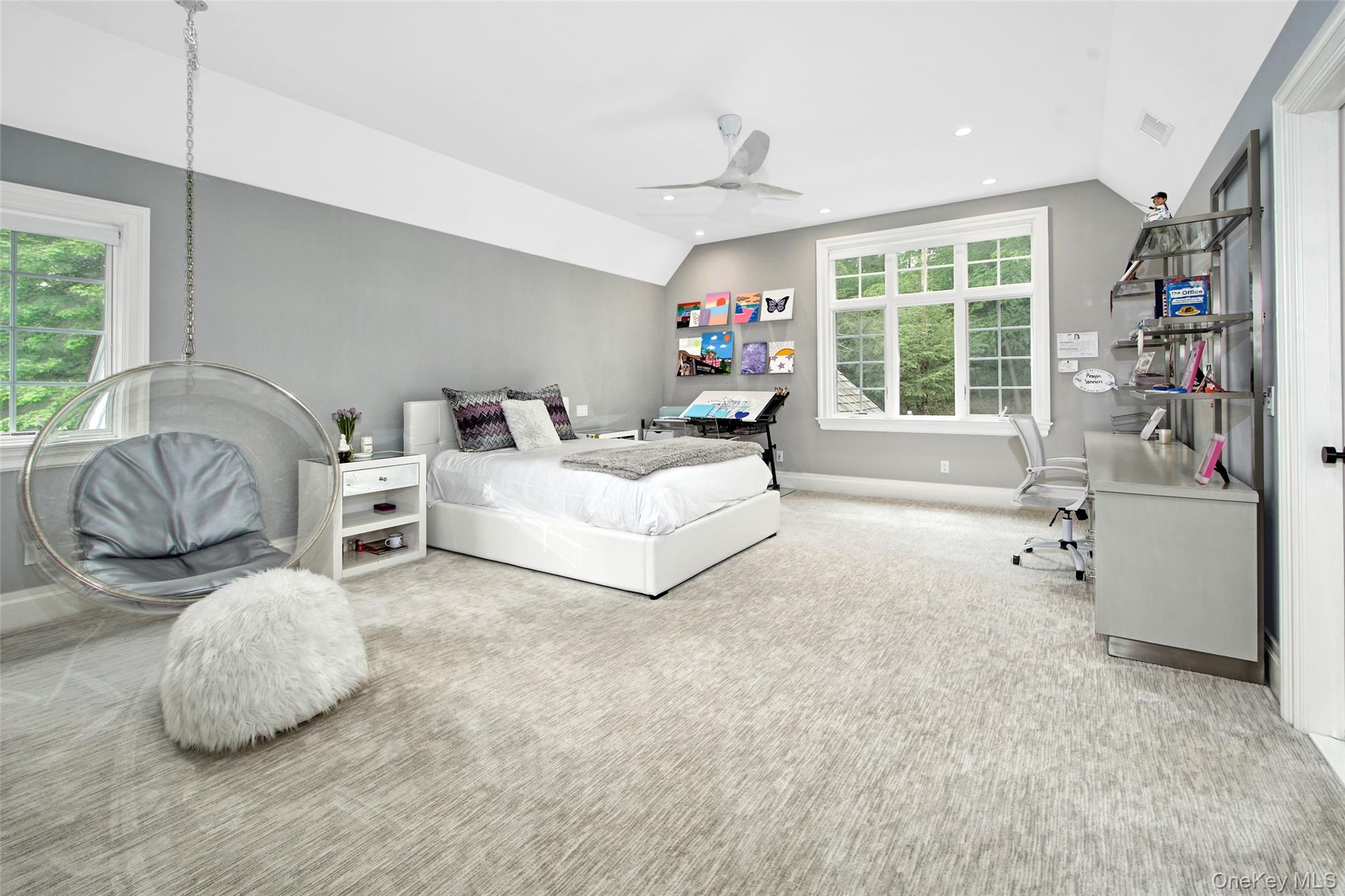 Chappaqua, New York 10514, United States, 4 Bedrooms Bedrooms, ,5 BathroomsBathrooms,Residential,Active,140296