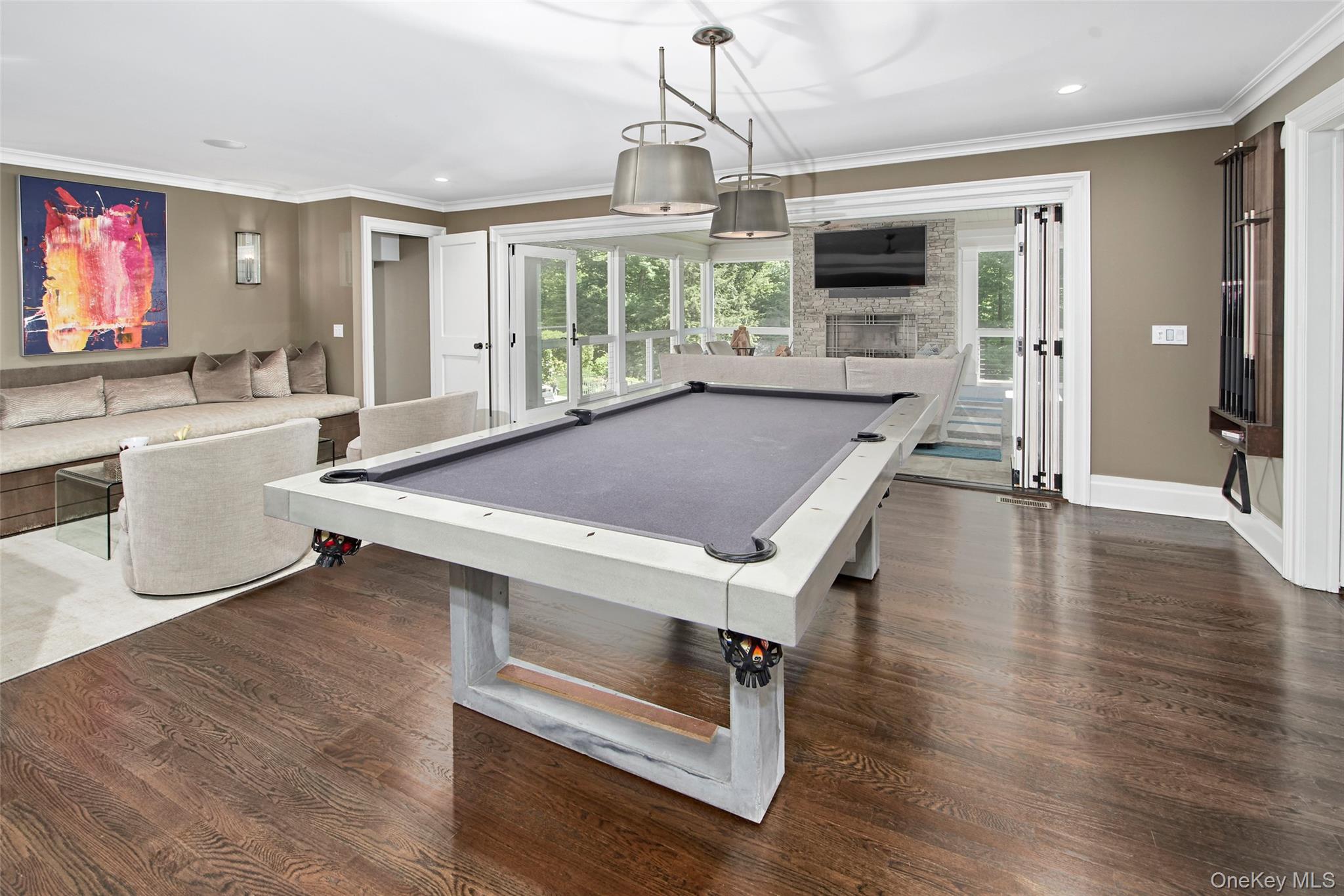 Chappaqua, New York 10514, United States, 4 Bedrooms Bedrooms, ,5 BathroomsBathrooms,Residential,Active,140296