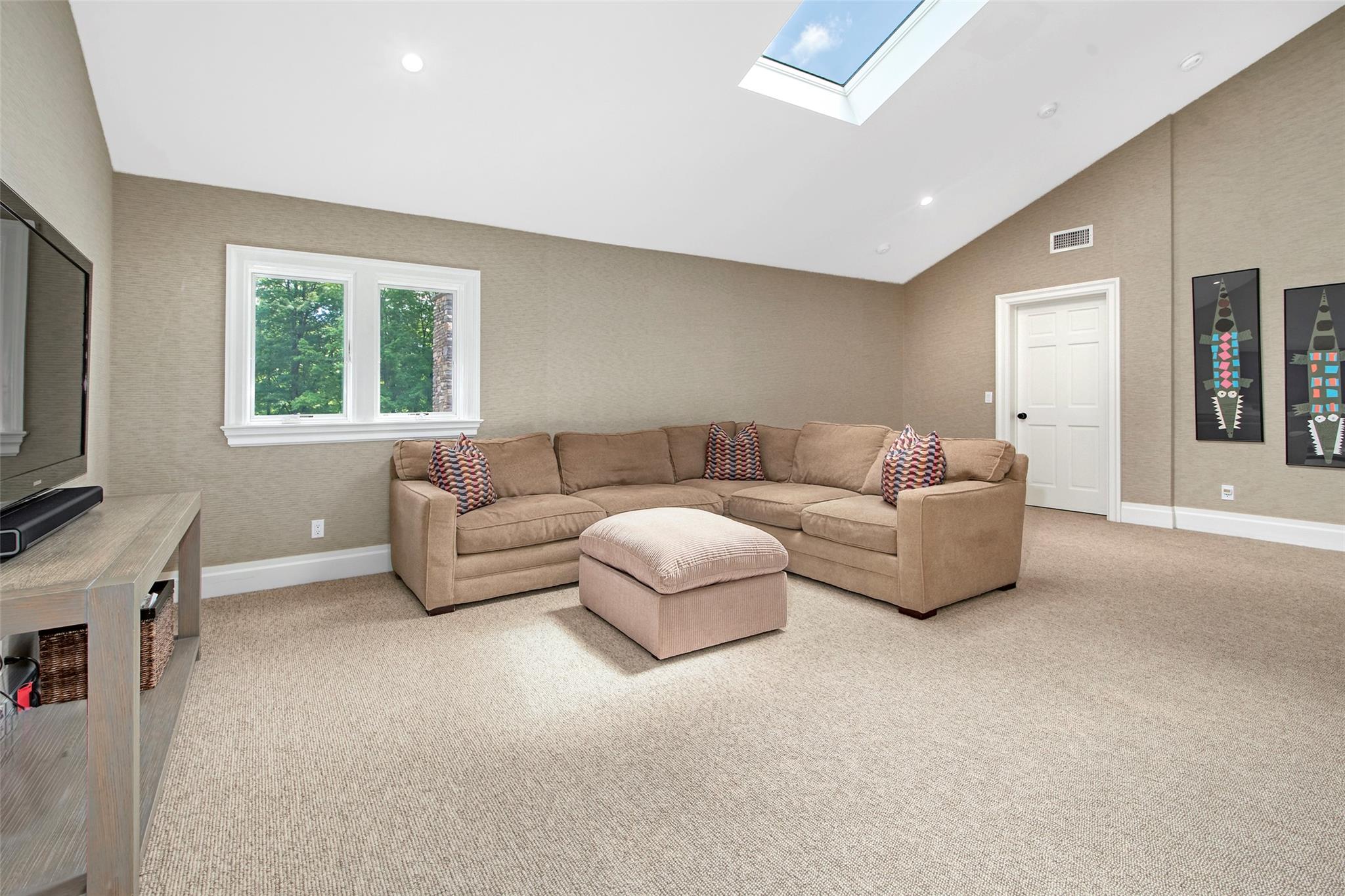 93 Haights Cross Road, Chappaqua, New York image 37