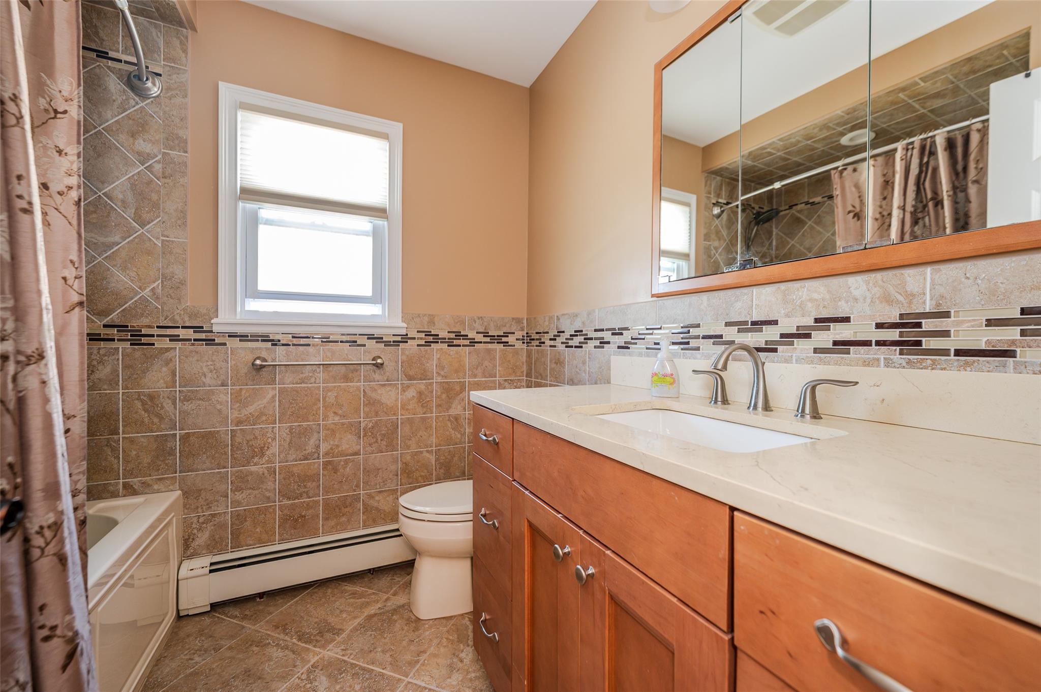 3259 Perry Avenue, Oceanside, New York image 12