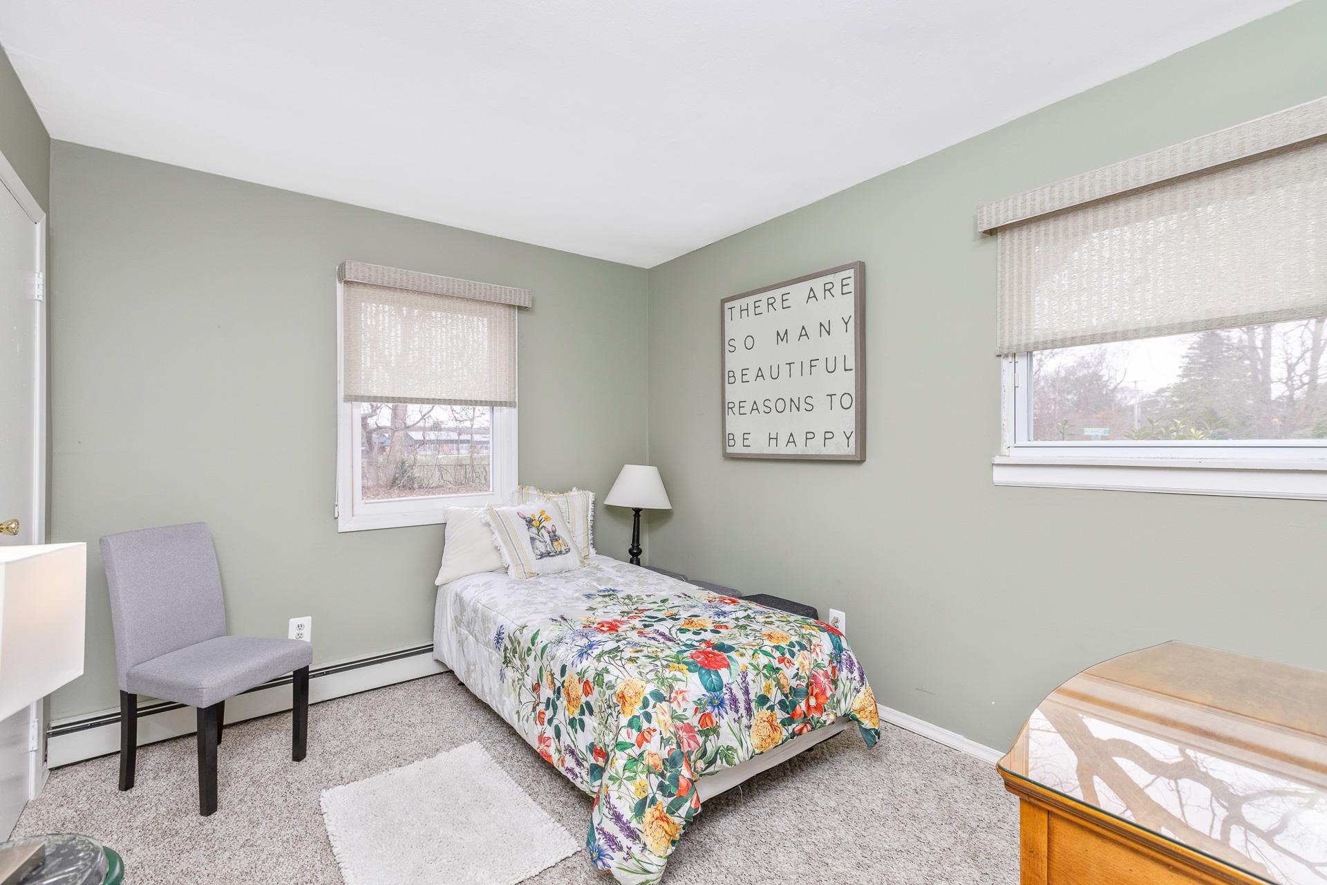 185 N Bicycle Path, Selden, New York image 15