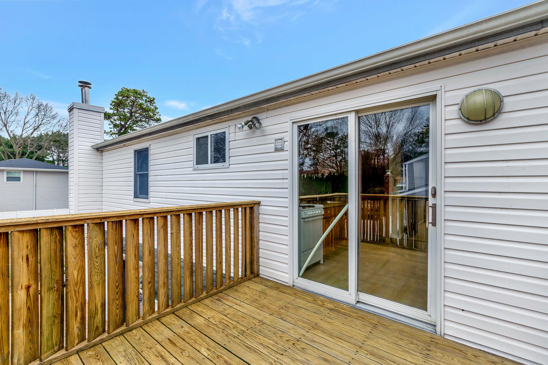 185 N Bicycle Path, Selden, New York image 37