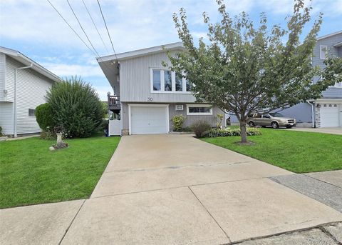 Photo of 30 E Bedell Street, Freeport, NY 11520 (MLS # 918441)