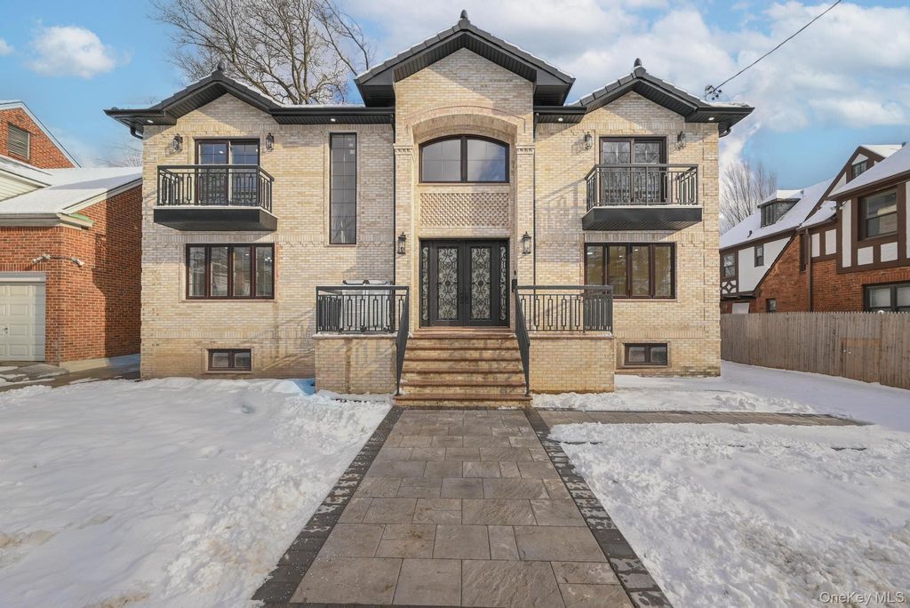 Photo of 32-35 164th Street, Flushing, NY 11358 (MLS # 953698)