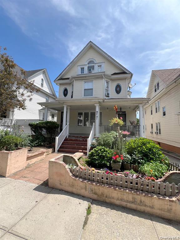 8421 88th Street - Photo 3