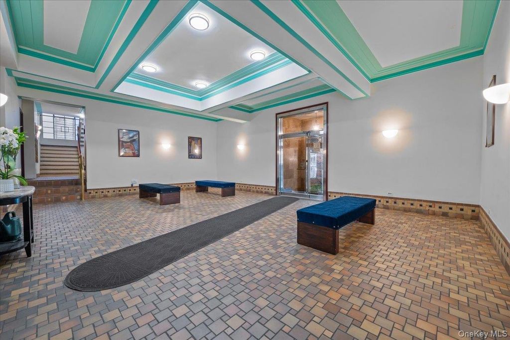 Photo of 3810 Greystone Avenue #501, Bronx, NY 10463 (MLS # 971580)