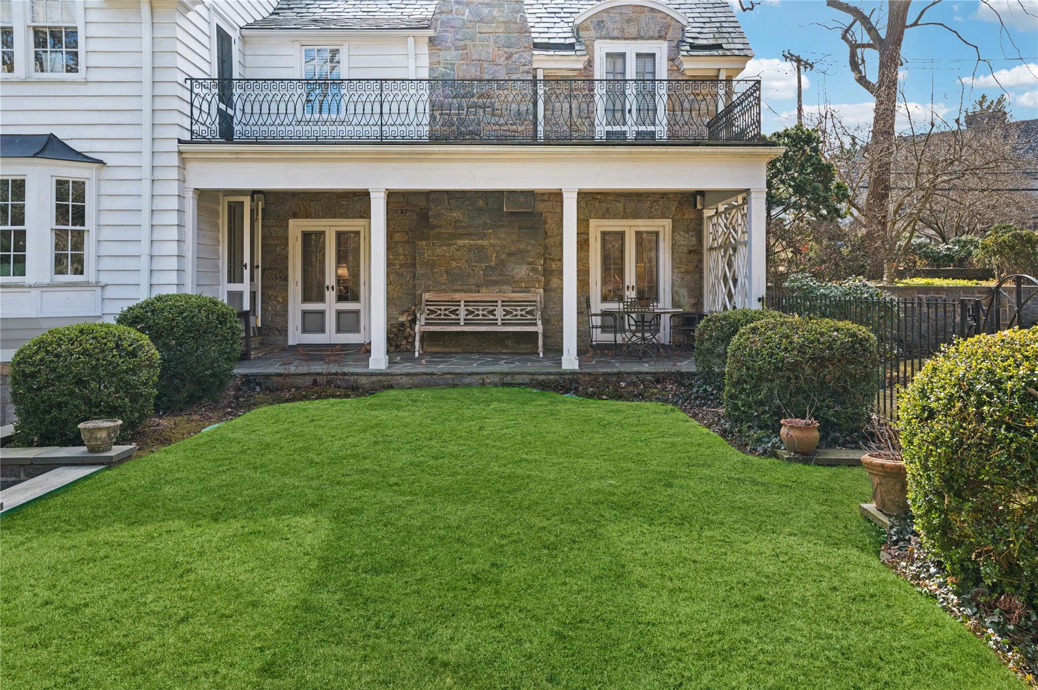 133 Aka 139 Hampshire Road, Bronxville, New York image 38