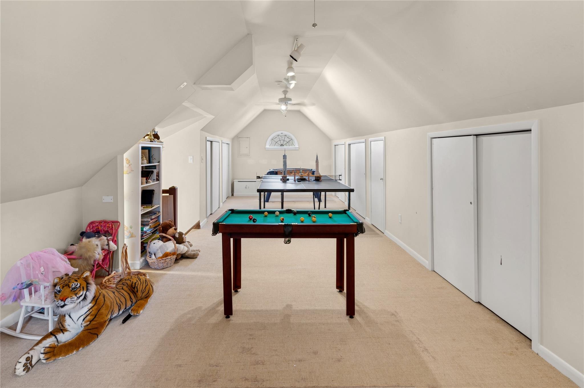 133 Aka 139 Hampshire Road, Bronxville, New York image 37