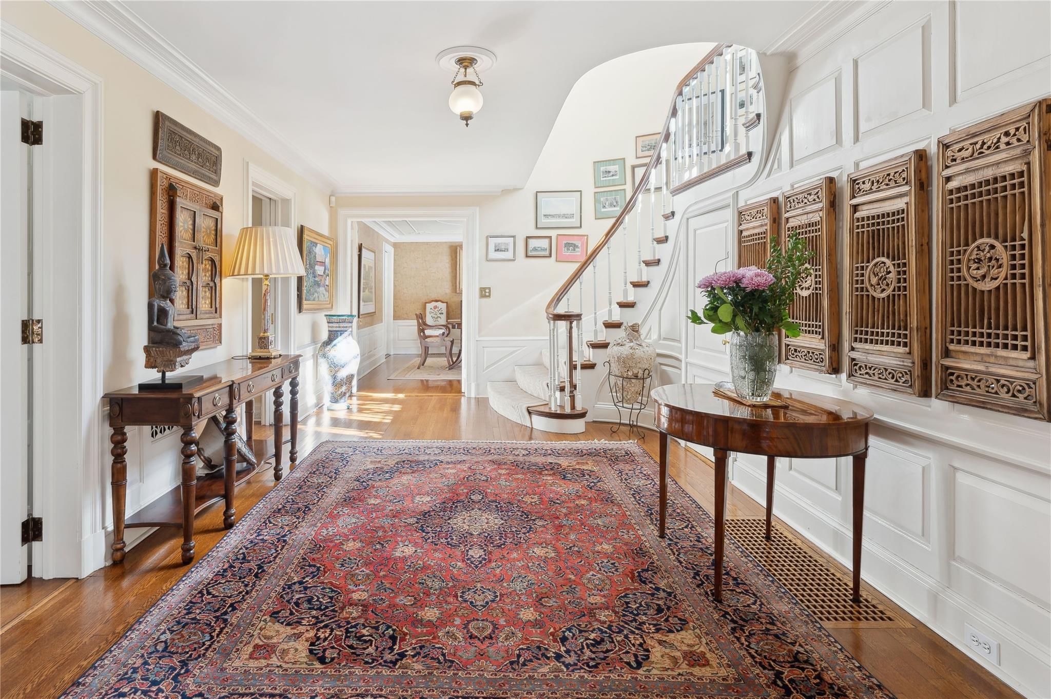 133 Aka 139 Hampshire Road, Bronxville, New York image 9