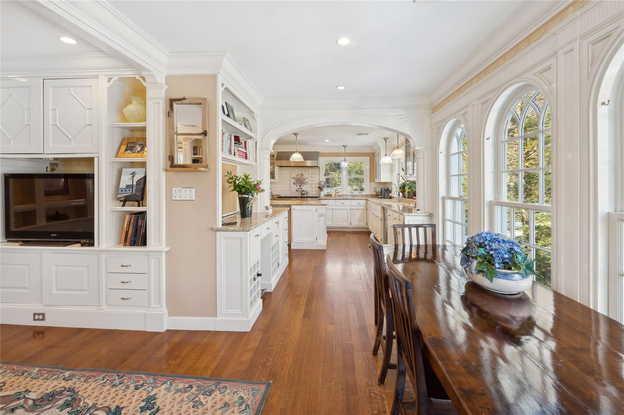 133 Aka 139 Hampshire Road, Bronxville, New York image 13