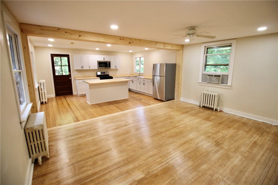 Rental Property at Augusta Place, Tuxedo Park, New York - Bedrooms: 2 
Bathrooms: 1 
Rooms: 4  - $2,700 MO.