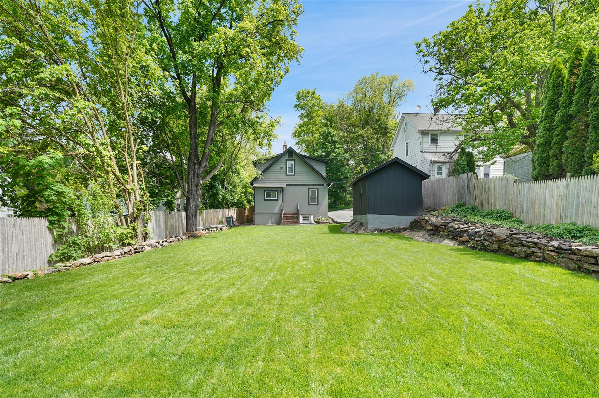 9 Milan Avenue, Bedford Hills, New York image 3