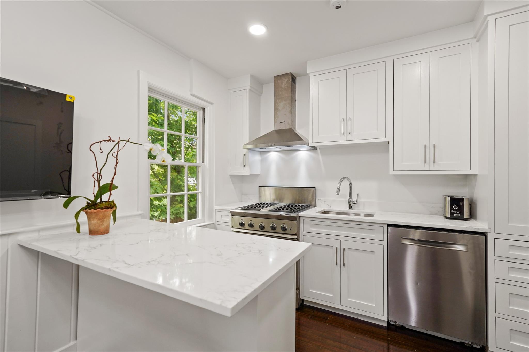 9 Milan Avenue, Bedford Hills, New York image 11