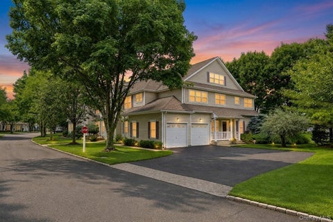 Condo For Sale - 51 Deer Valley Drive<br/> Suffolk County, Nesconset, NY 11767