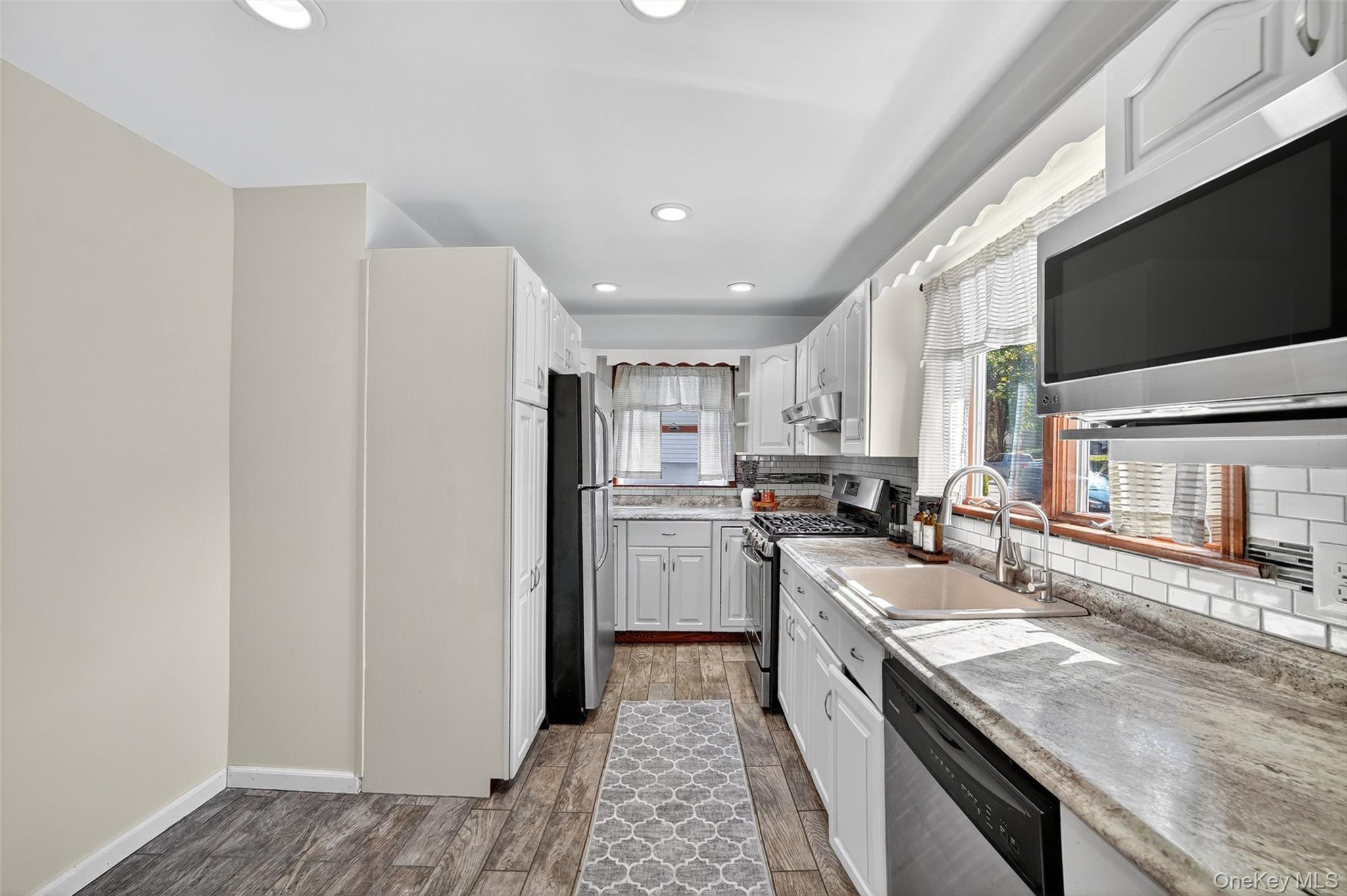 Peekskill, New York 10566, United States, 3 Bedrooms Bedrooms, ,2 BathroomsBathrooms,Residential,Active,222967