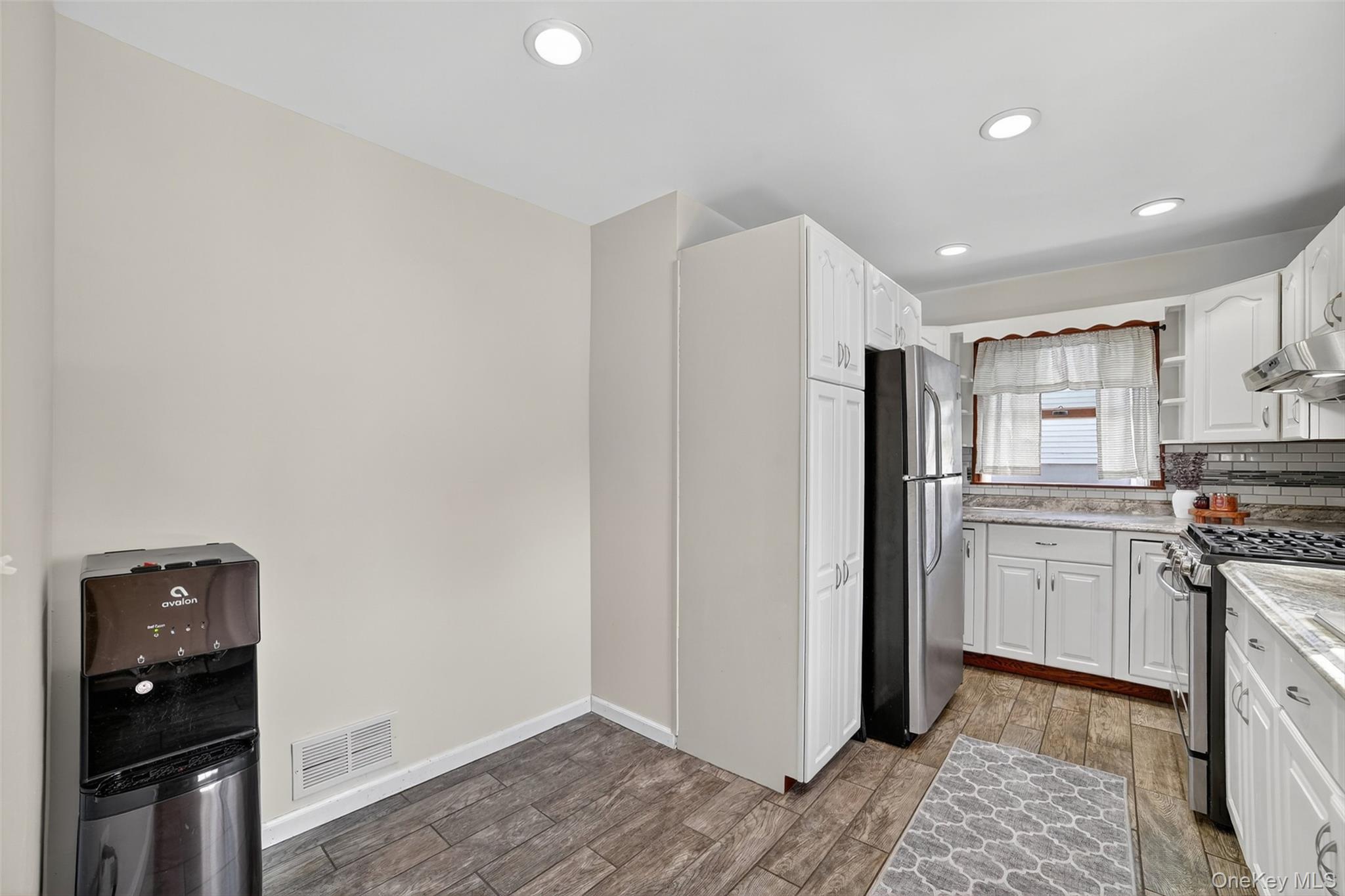 Peekskill, New York 10566, United States, 3 Bedrooms Bedrooms, ,2 BathroomsBathrooms,Residential,Active,222967