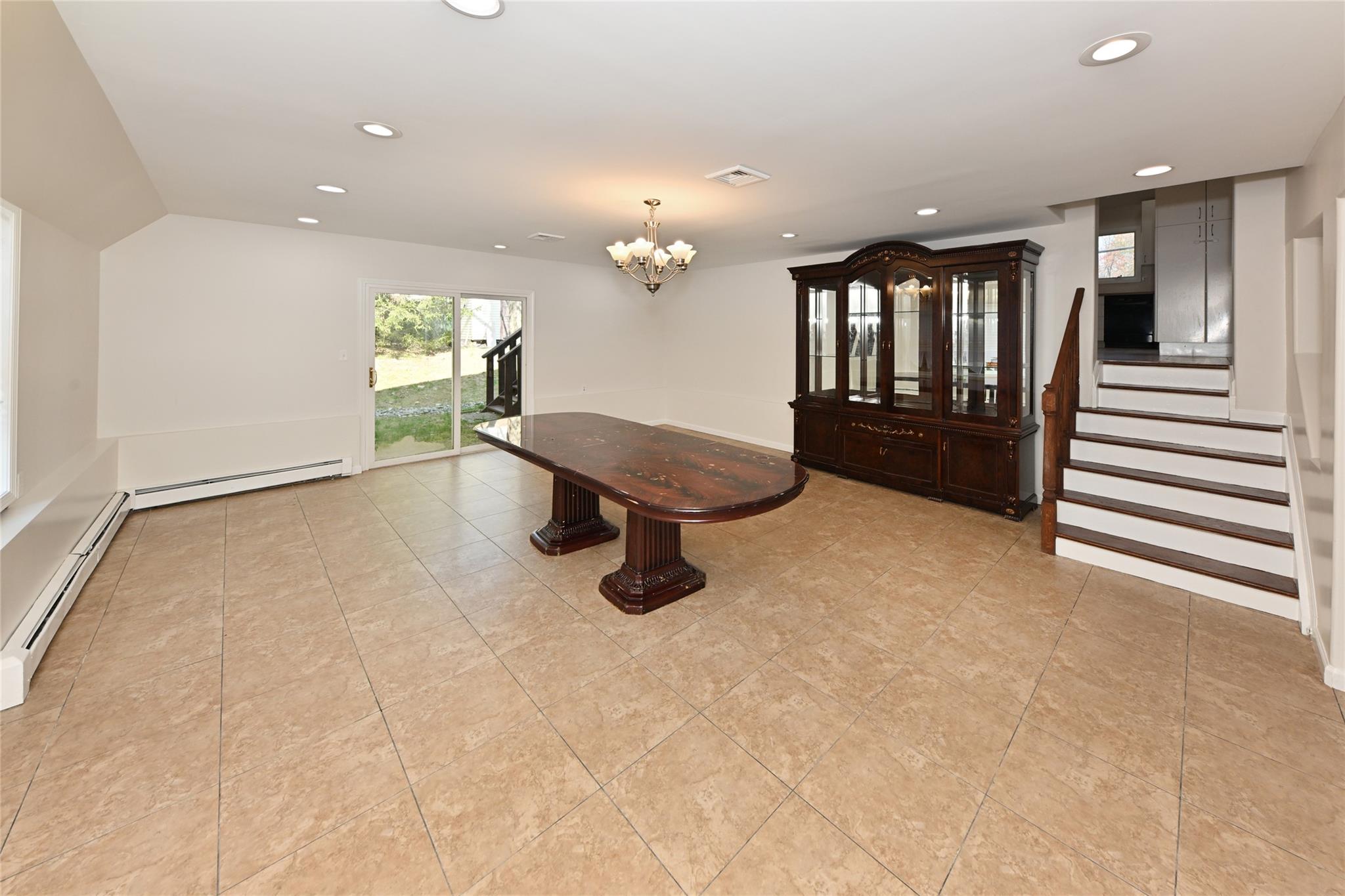 1 Bedford Court, Spring Valley, New York image 8