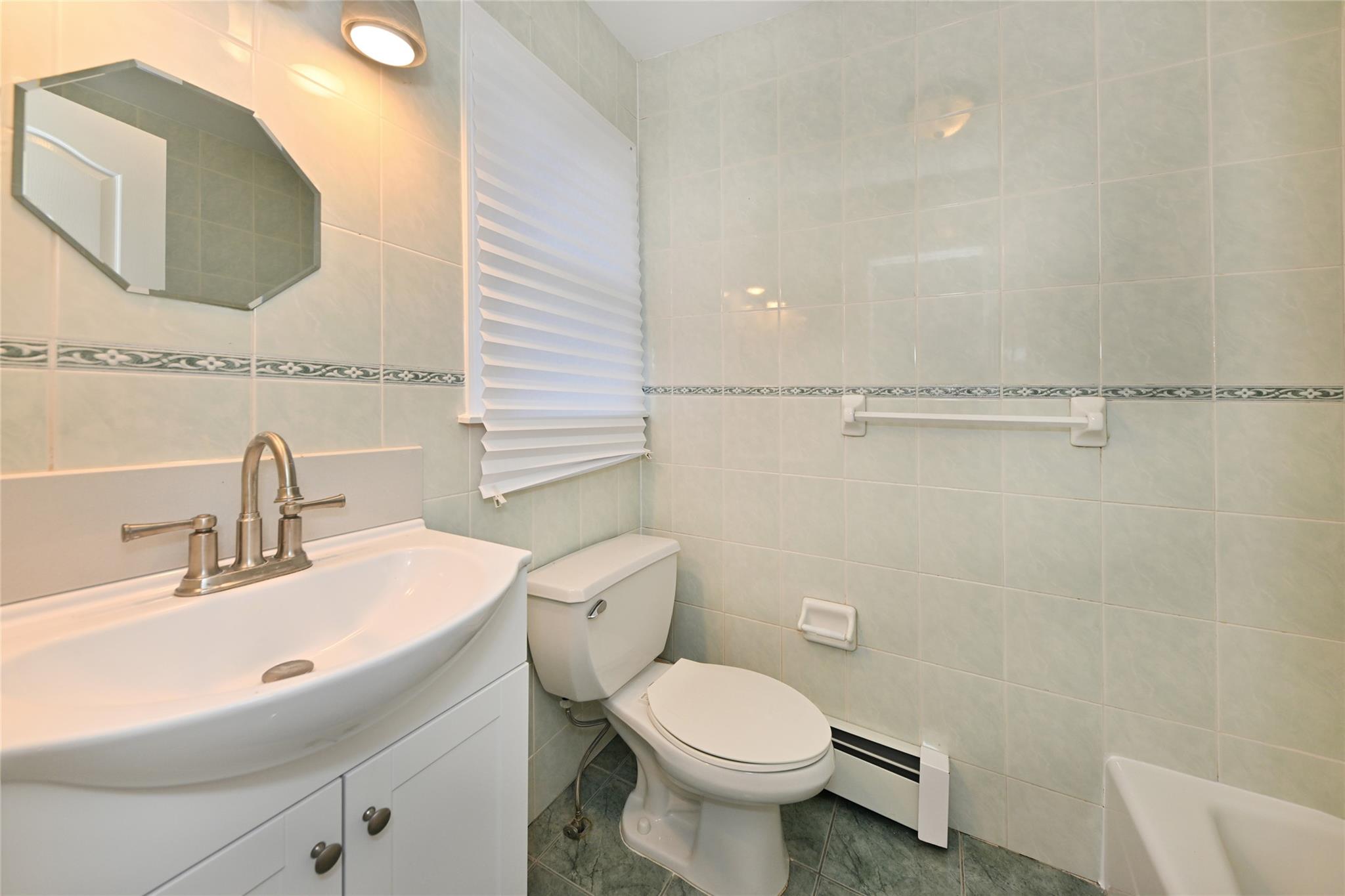 1 Bedford Court, Spring Valley, New York image 23