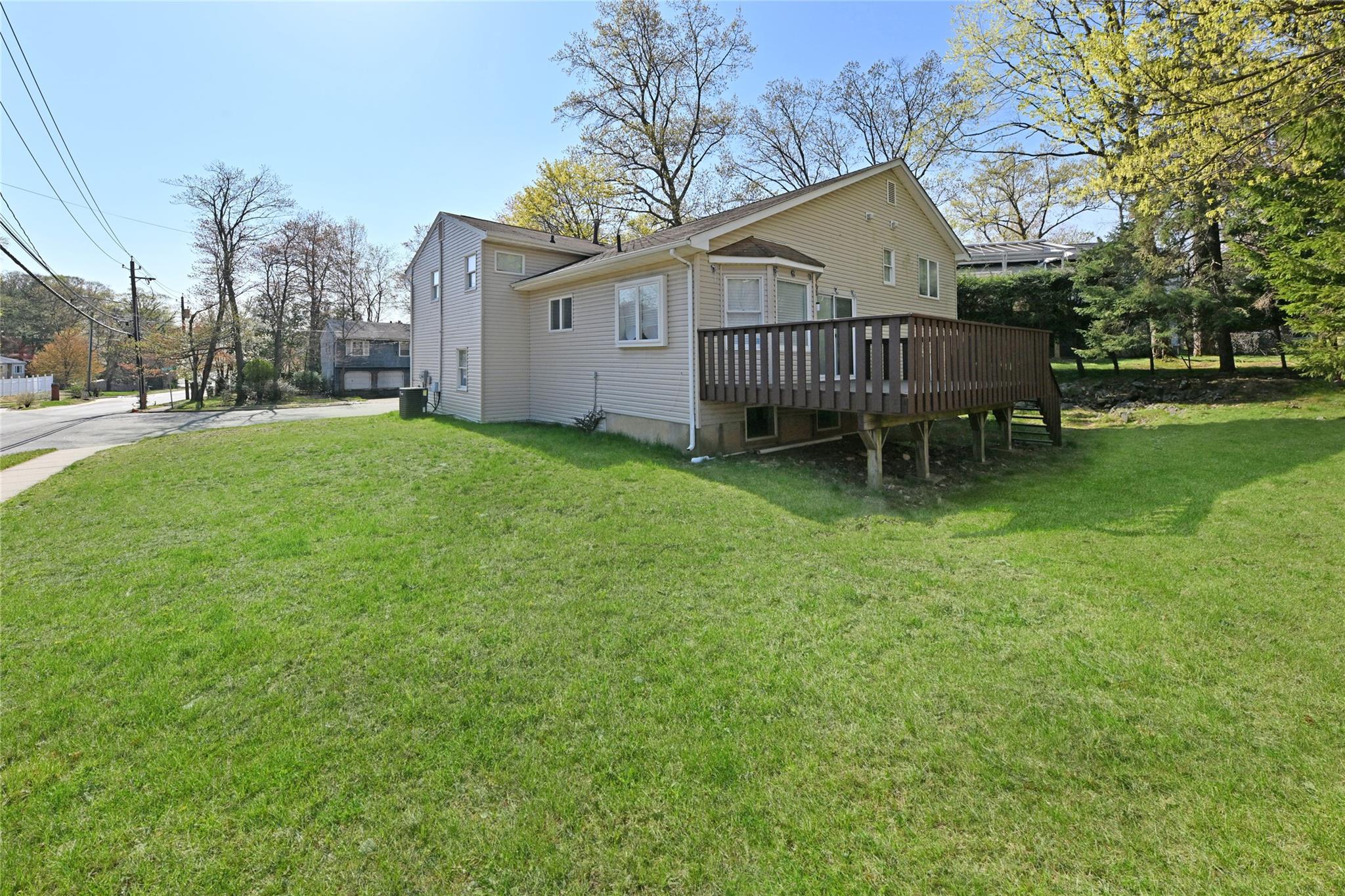 1 Bedford Court, Spring Valley, New York image 2