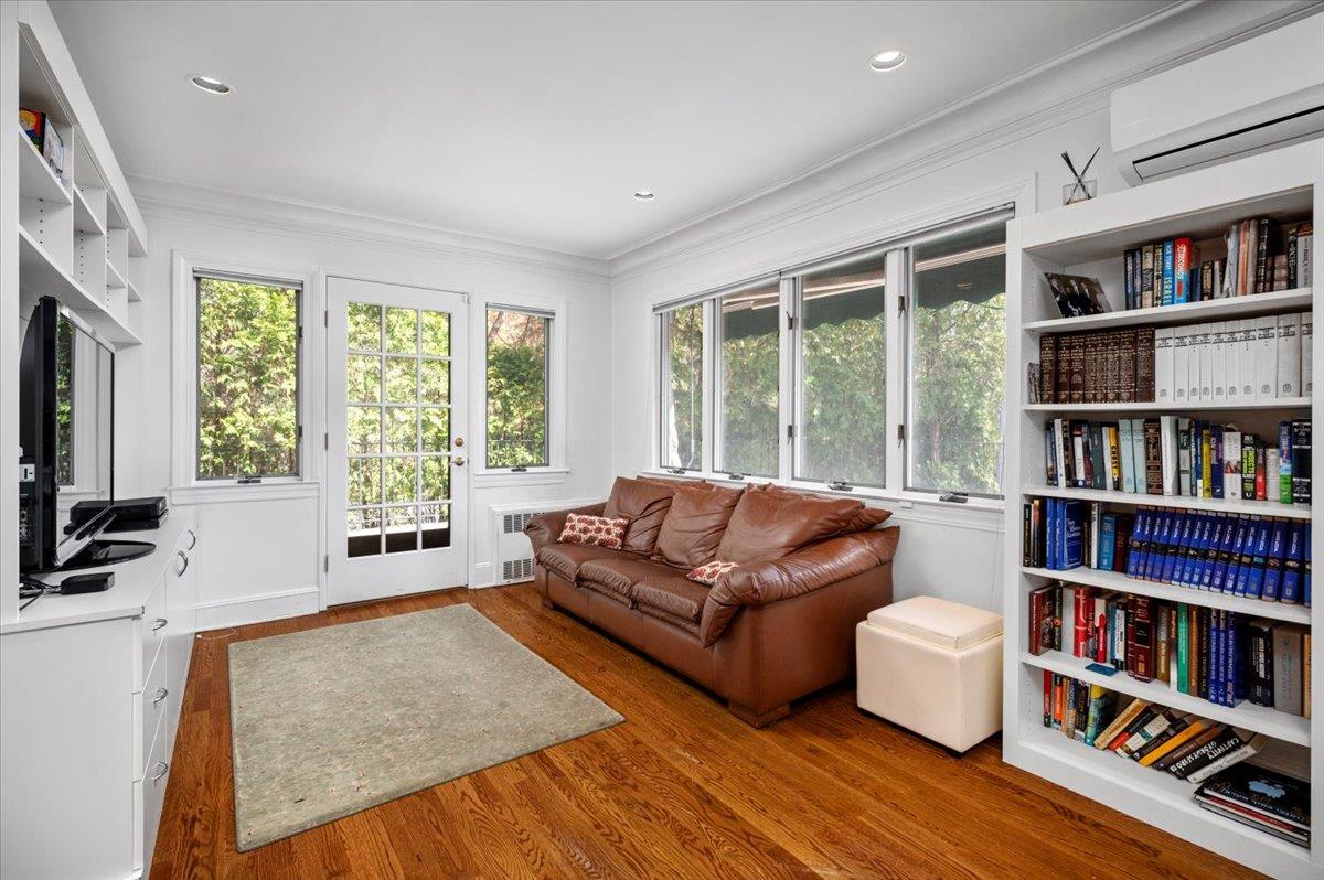 10 Byworth Road, New Rochelle, Florida image 14