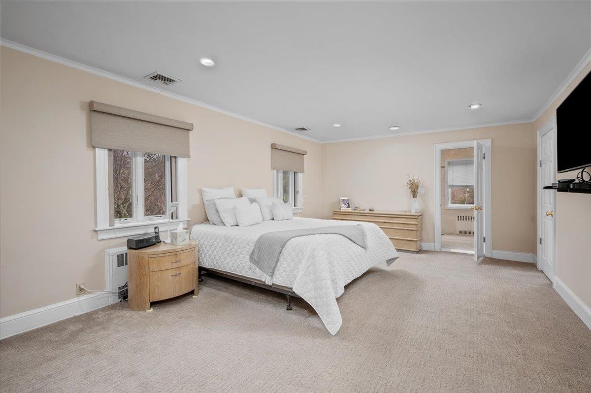 10 Byworth Road, New Rochelle, Florida image 17
