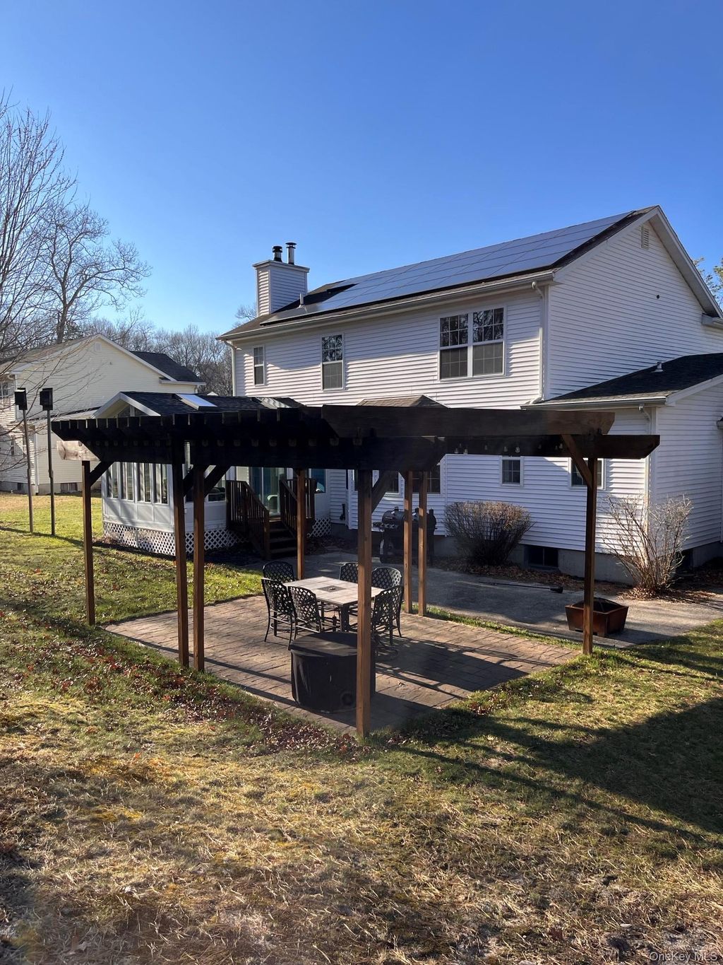 Photo of 136 Elizabeth Way, Ridge, NY 11961 (MLS # 985978)