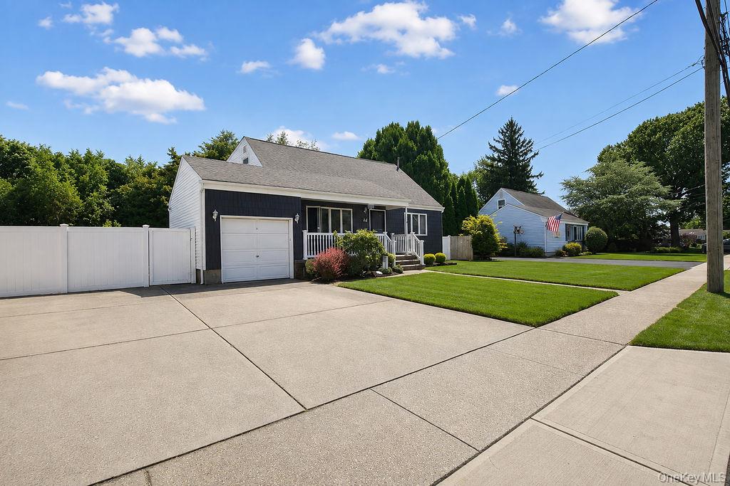 44 Sunset Avenue