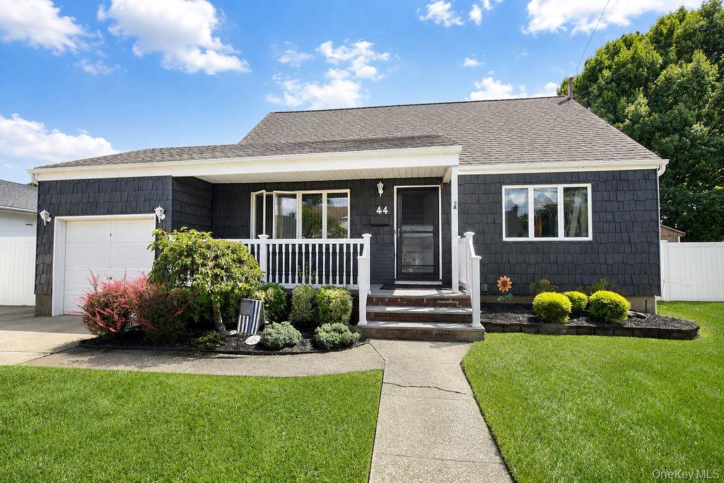 44 Sunset Avenue