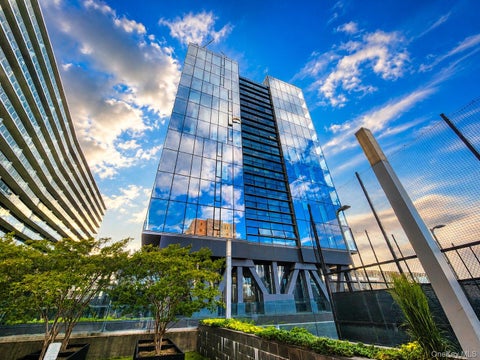 Condo For Sale - 131-05 40 Road #16J<br/> Flushing, NY 11354