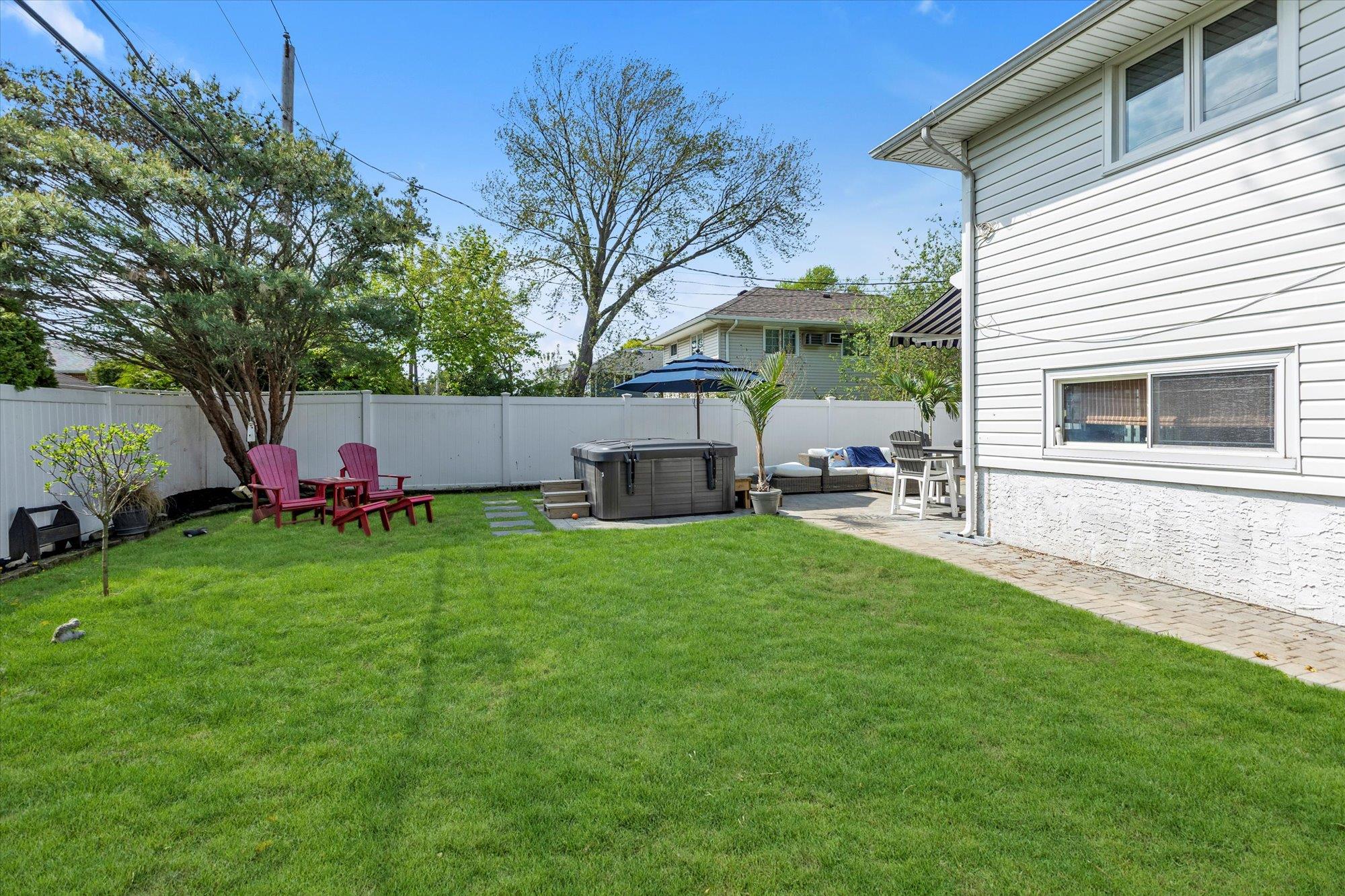 20 Village Road, Syosset, New York image 27
