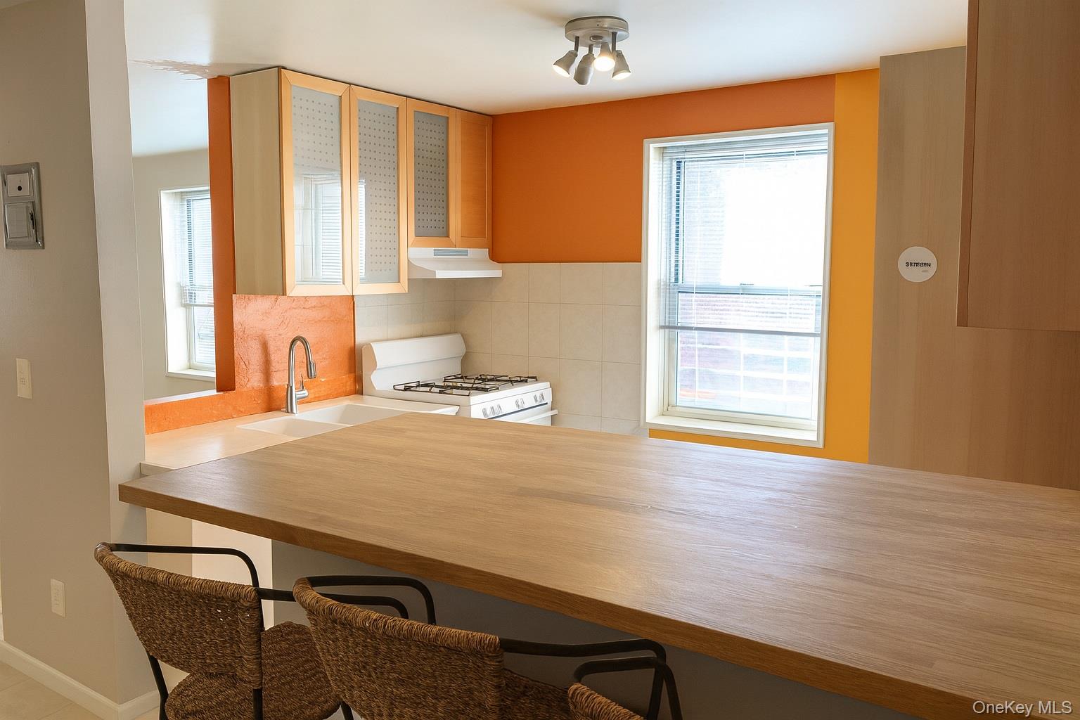 50 DAVENPORT AVENUE 2G