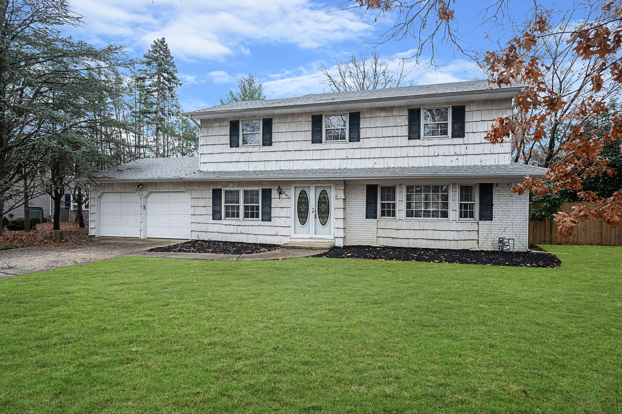 4 Frost Pond Road Rd, Greenlawn, New York image 3