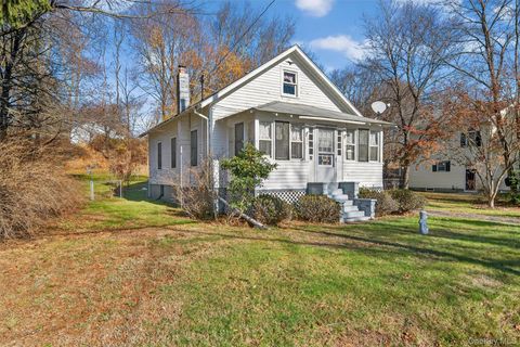 18 Seybolt Avenue Otisville NY 10963