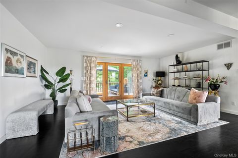 Tiny photo for 407 Boulevard, Kingston, NY 12401 (MLS # 911602)