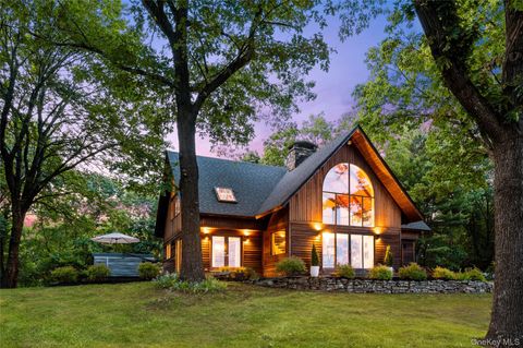 Tiny photo for 407 Boulevard, Kingston, NY 12401 (MLS # 911602)